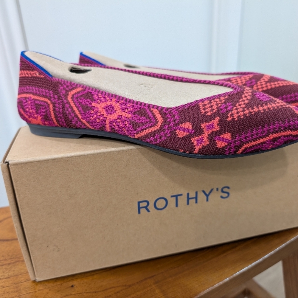 Rothy's Boho Berry The Point size 6 New